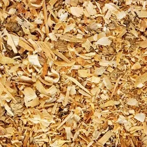 Хвойные опилки оптом в Череповце и других различных марок заказать от 16 тонн
